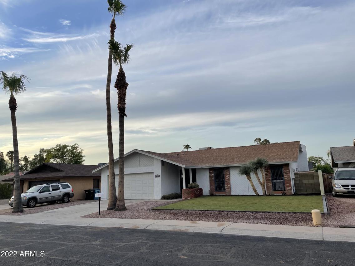 10320 W Hazelwood Ave., Phoenix, AZ 85037