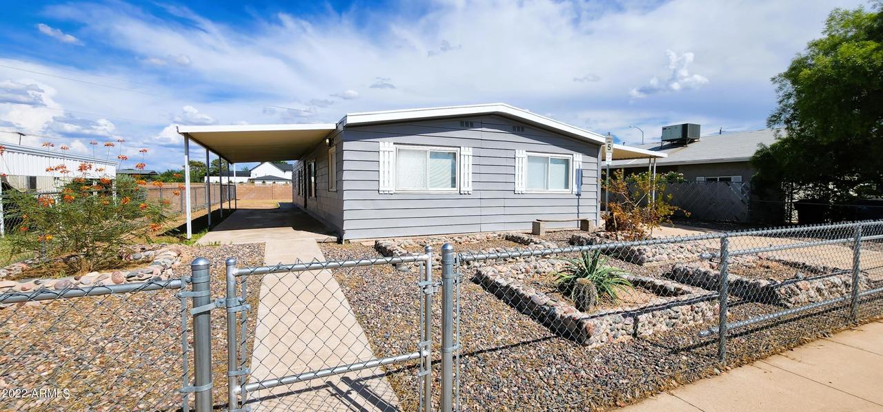 2217 N Dresden St., Mesa, AZ 85203