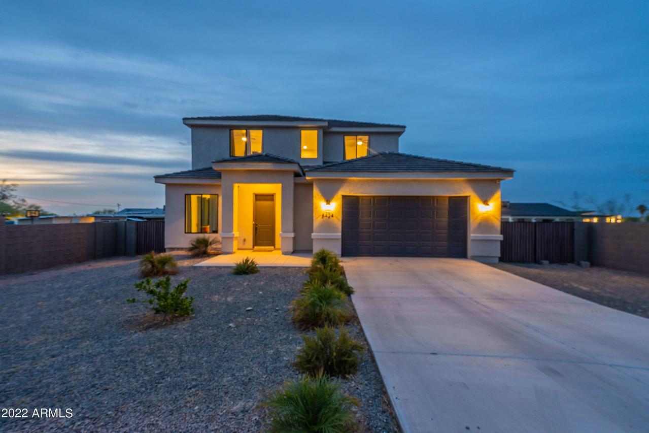 8424 S 22nd Pl., Phoenix, AZ 85042