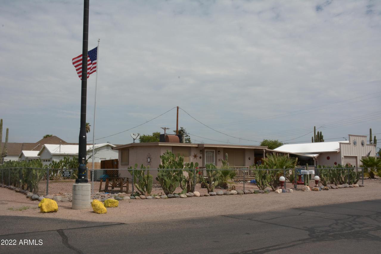 2774 W 5th Ave., Apache Junction, AZ 85120