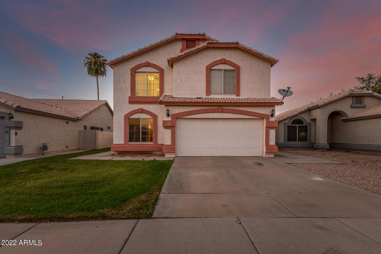 942 E Whitten St., Chandler, AZ 85225