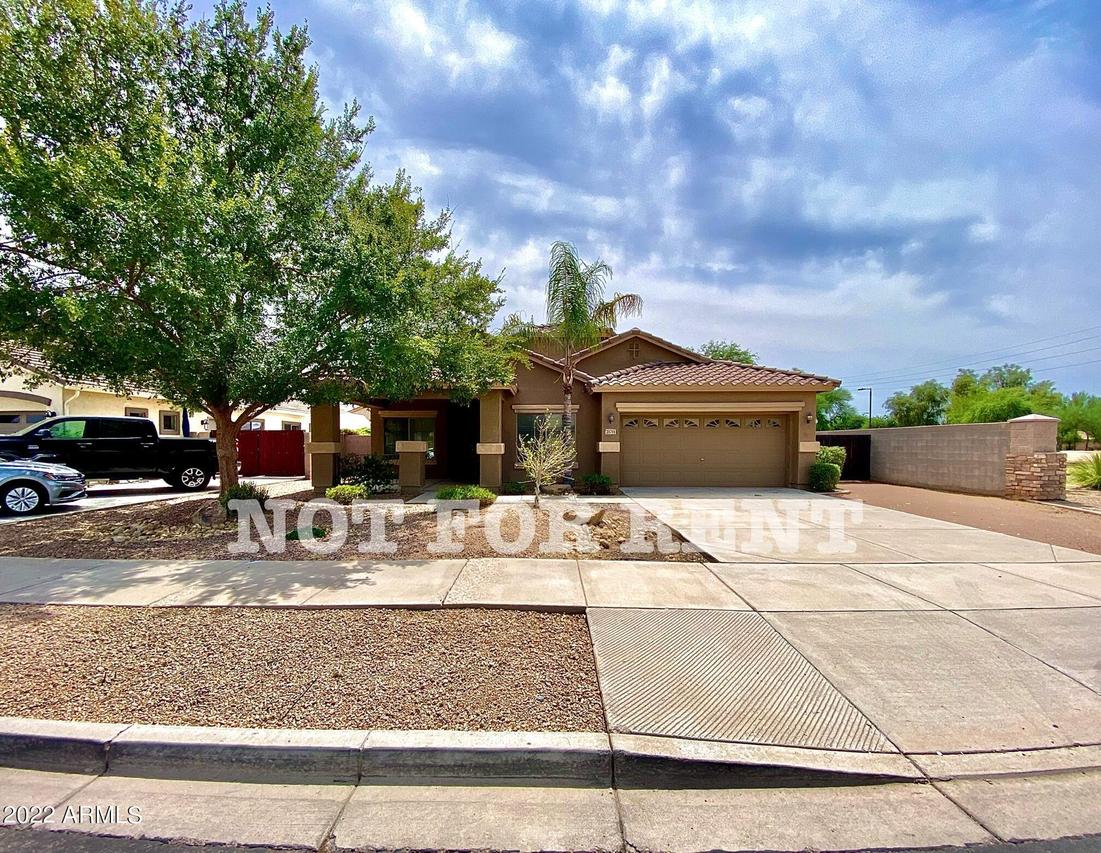 21711 E Rosa Rd., Queen Creek, AZ 85142
