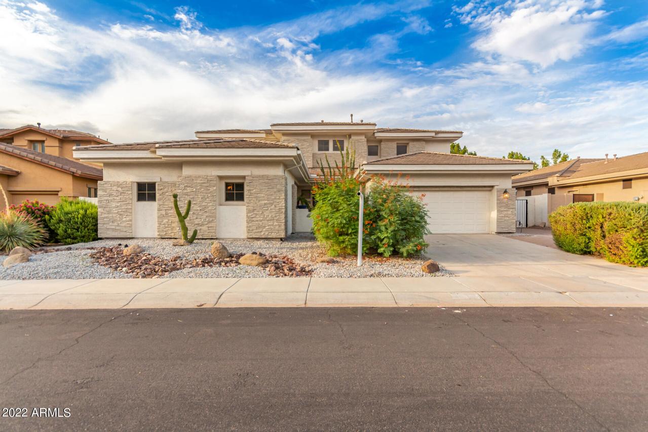 3806 E Taurus Pl., Chandler, AZ 85249