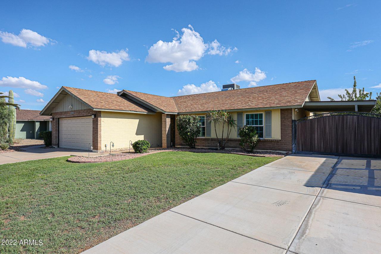 6907 W Cochise Dr., Peoria, AZ 85345