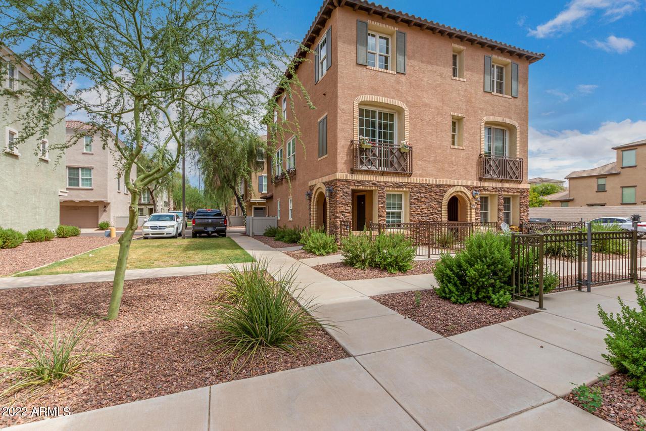 2790 S Bahama Dr., Gilbert, AZ 85295