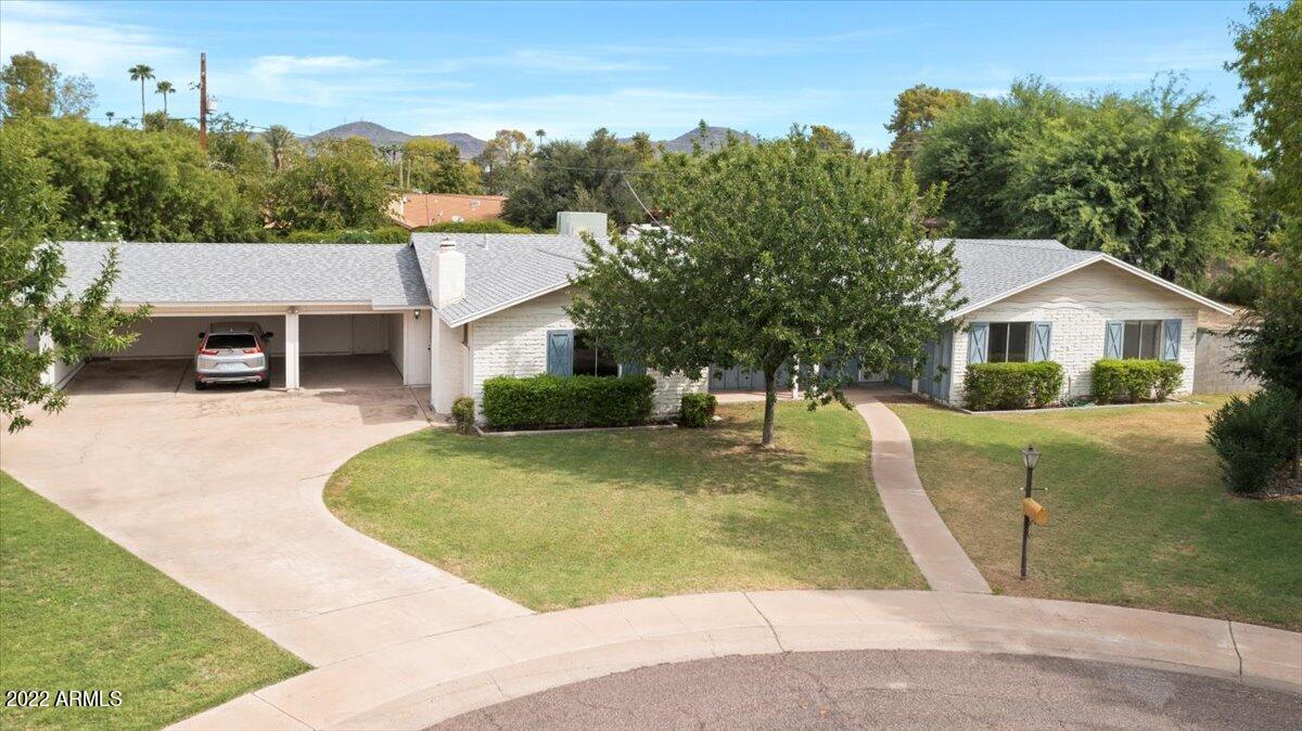 7529 N 12th Ave., Phoenix, AZ 85021