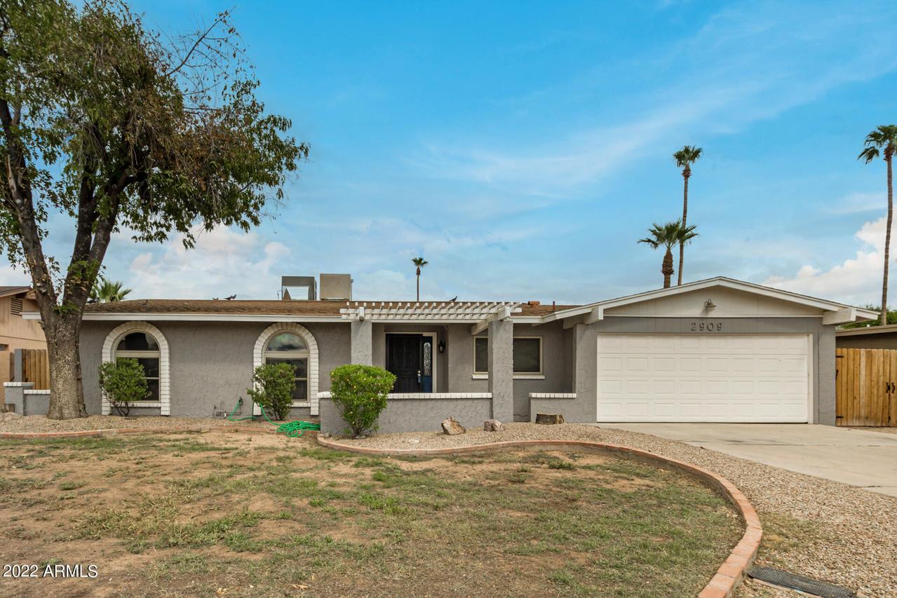 2909 S Cottonwood Ave., Mesa, AZ 85202