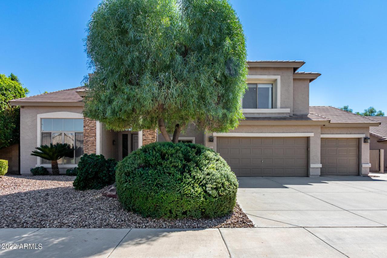 8527 W Salter Dr., Peoria, AZ 85382