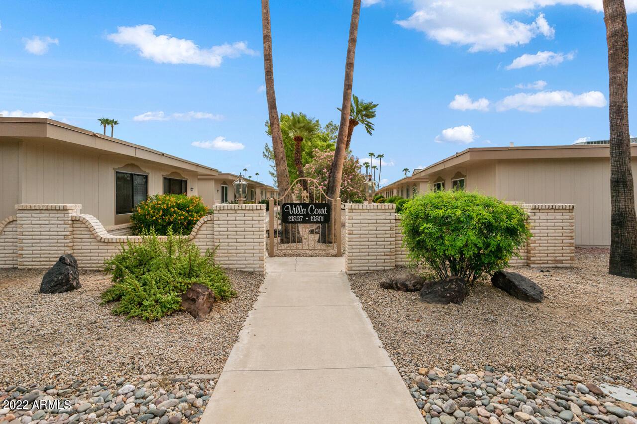 13821 N 111th Ave., Sun City, AZ 85351