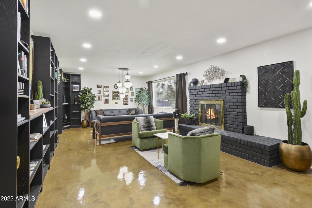 4341 N 68th St., Scottsdale, AZ 85251