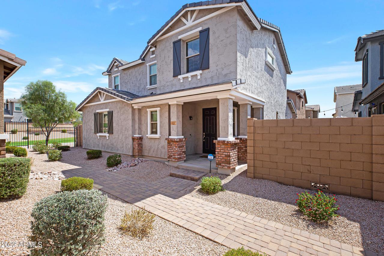 257 N 56th Pl., Mesa, AZ 85205