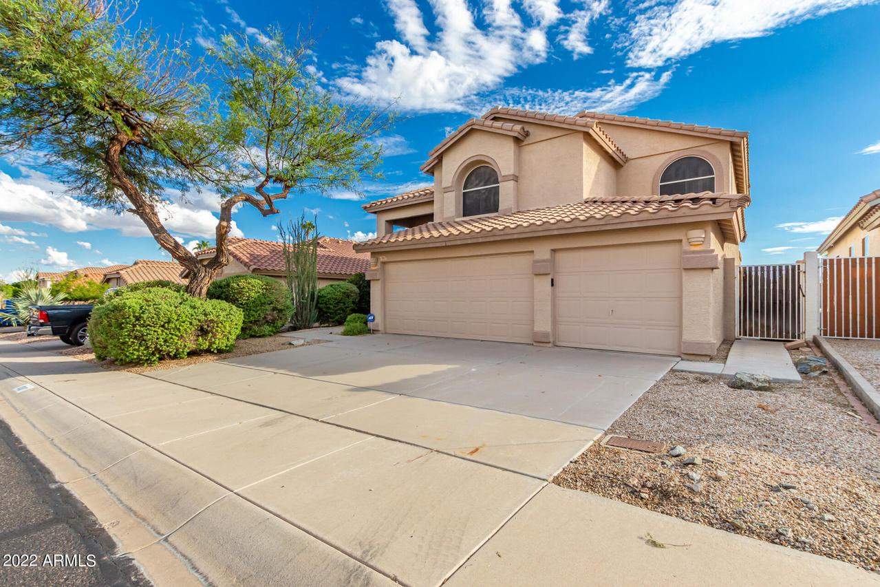 1007 E Hiddenview Dr., Phoenix, AZ 85048