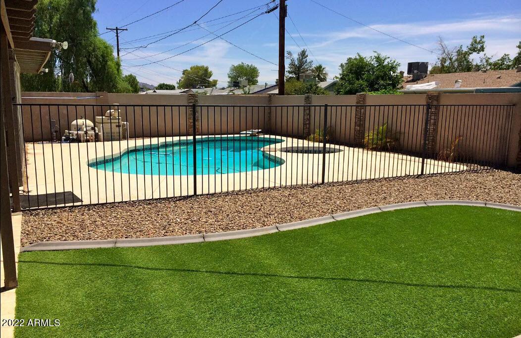 2525 W Diana Ave., Phoenix, AZ 85021