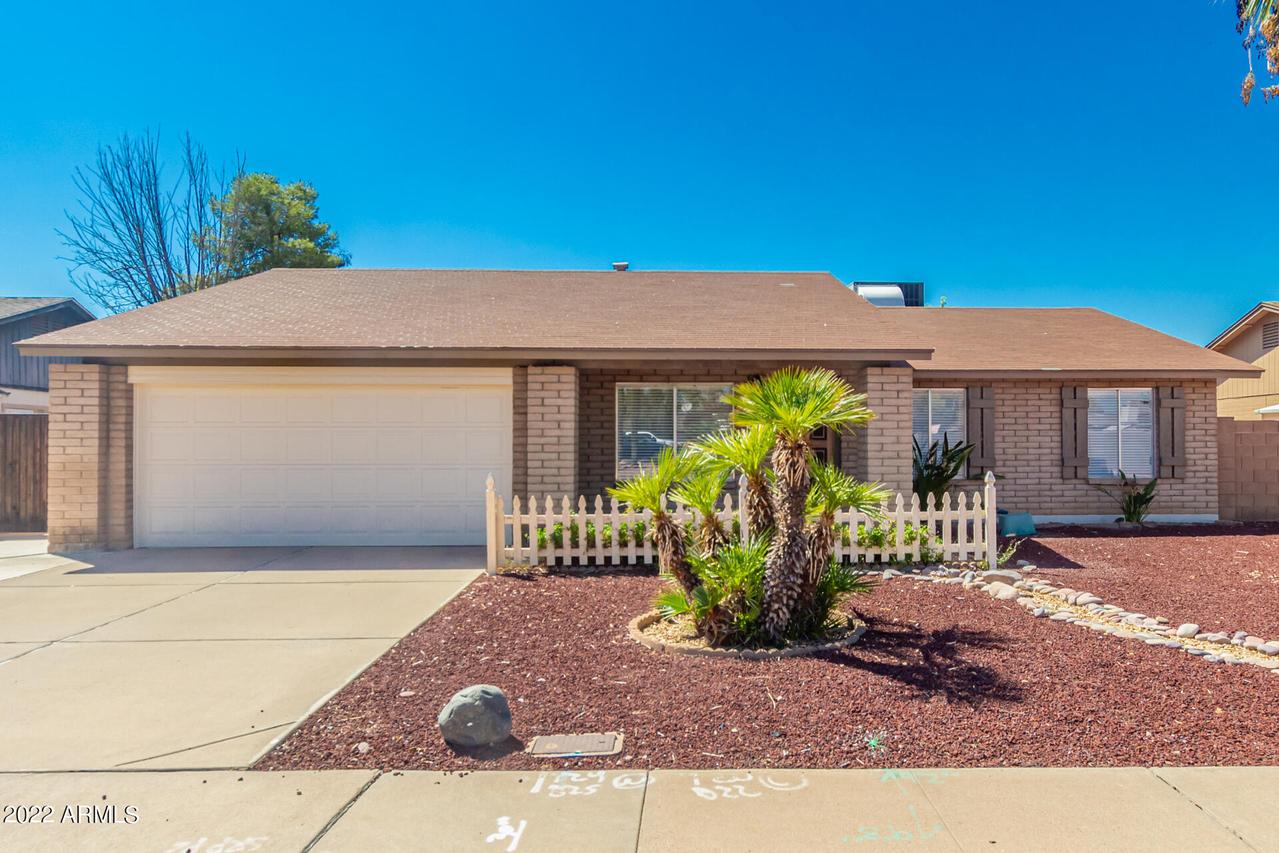 705 W Kiva Ave., Mesa, AZ 85210