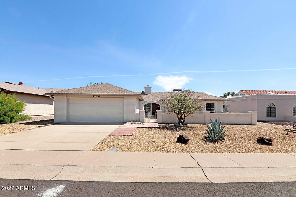 1720 Leisure World, Mesa, AZ 85206
