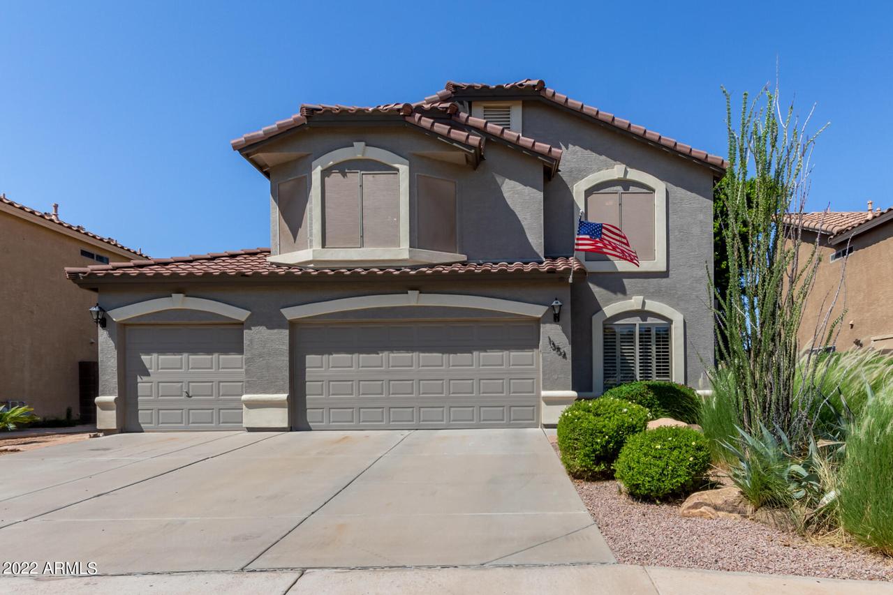 1354 S Palomino Creek Dr., Gilbert, AZ 85296