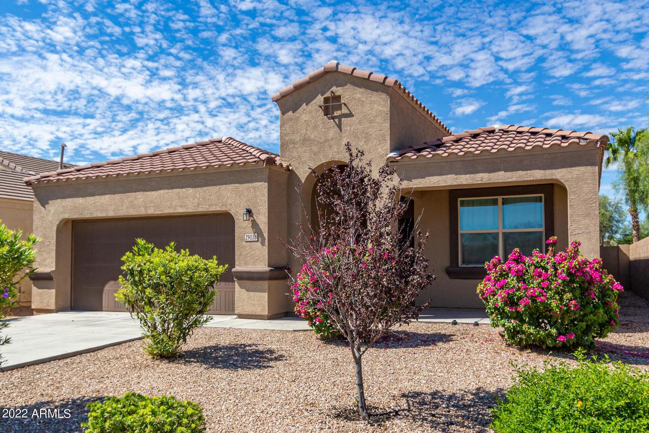 29038 N Carnelian Dr., San Tan Valley, AZ 85143