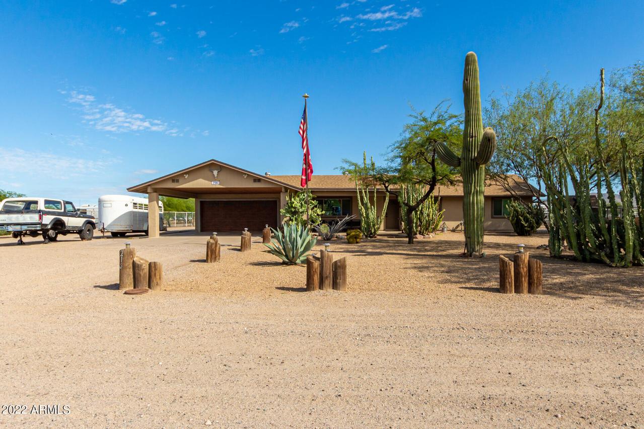 216 E Galvin St., Phoenix, AZ 85086