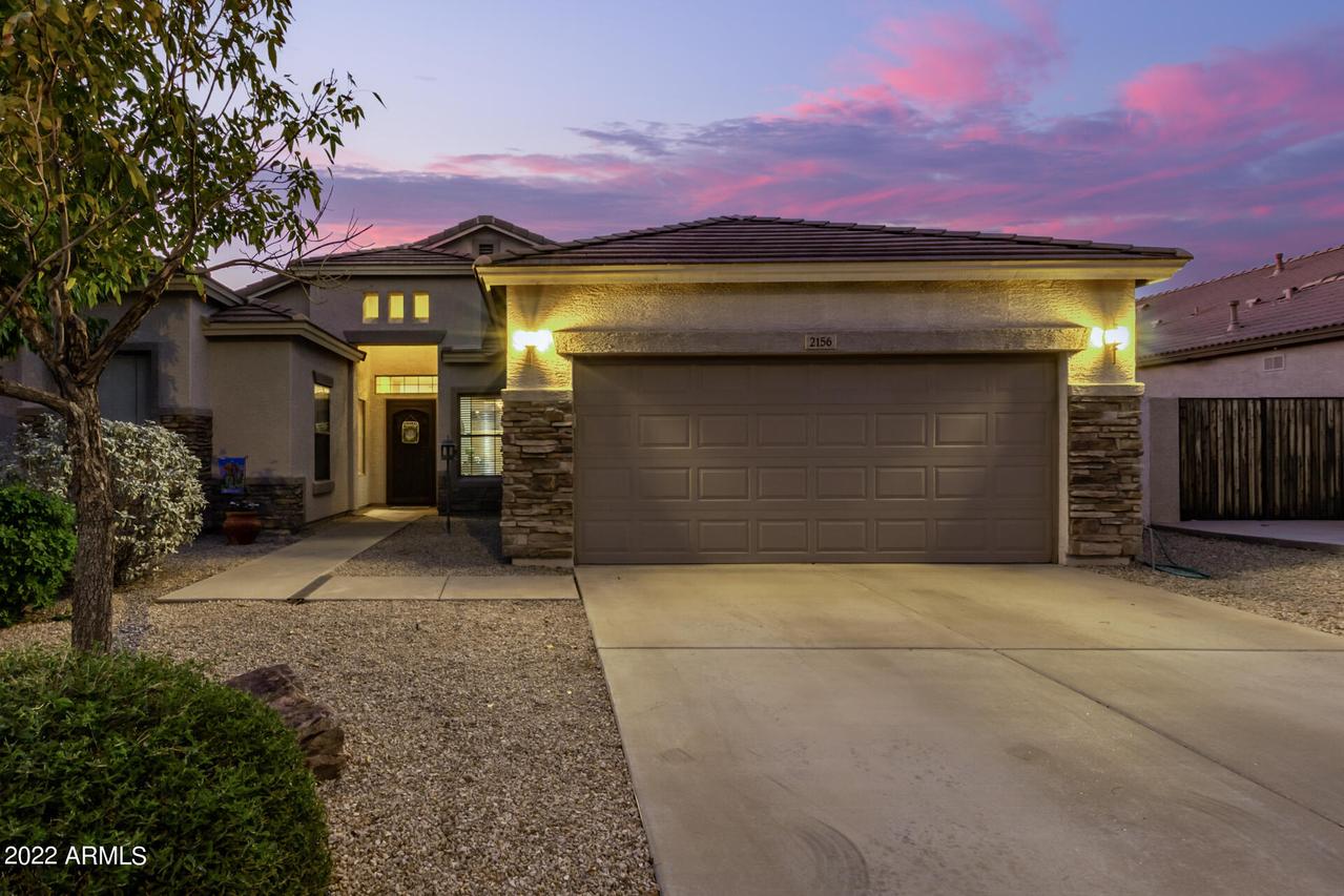 2156 S Benton Cir., Mesa, AZ 85209