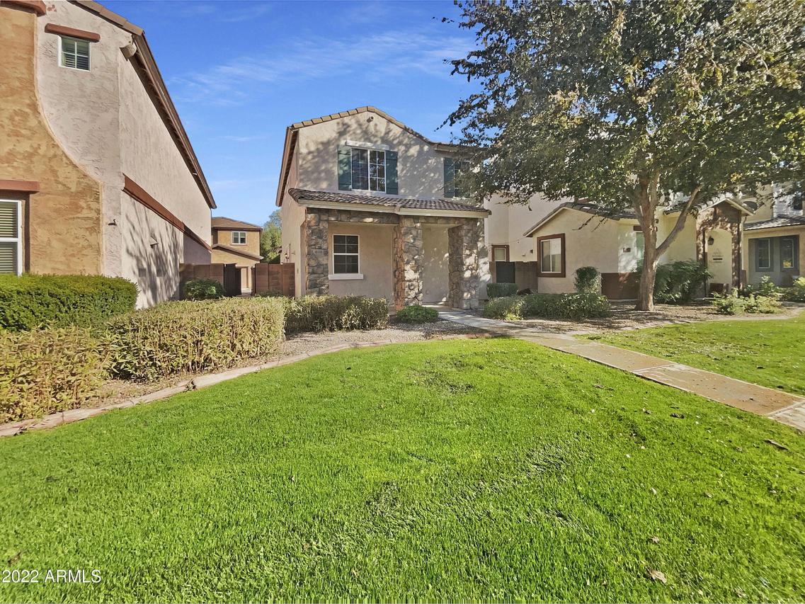 4330 E Oakland St., Gilbert, AZ 85236