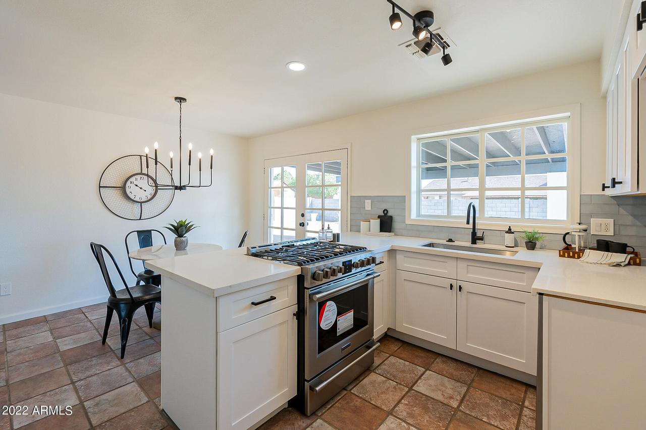 1343 W Sack Dr., Phoenix, AZ 85027