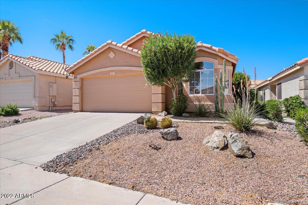 16812 S 8th St., Phoenix, AZ 85048