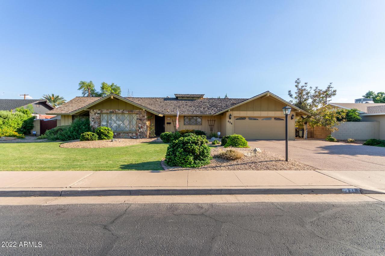 654 N Hall, Mesa, AZ 85203