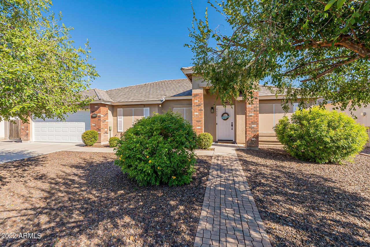 3664 E Shapinsay Dr., San Tan Valley, AZ 85140