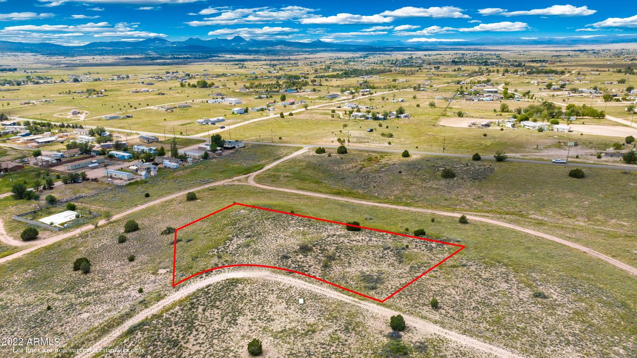 25640 N Lopez Dr. #241, Paulden, AZ 86334