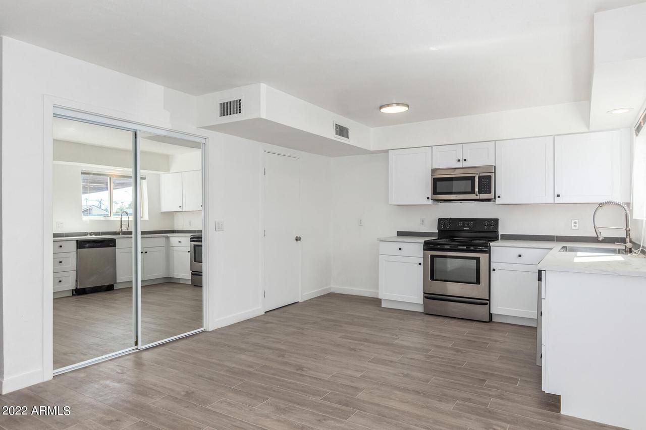 2362 W Campbell Ave., Phoenix, AZ 85015