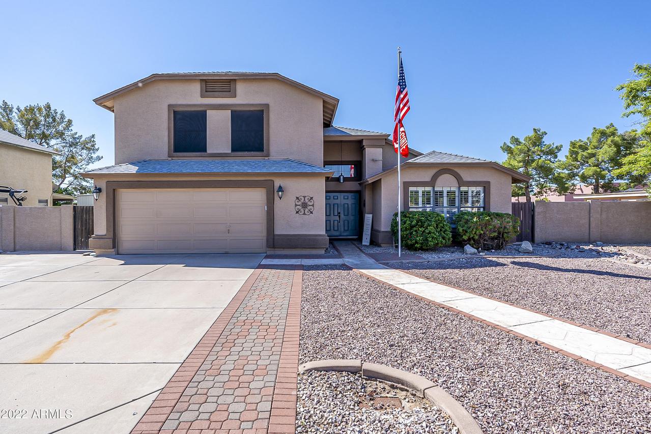 2843 E Laurel St., Mesa, AZ 85213