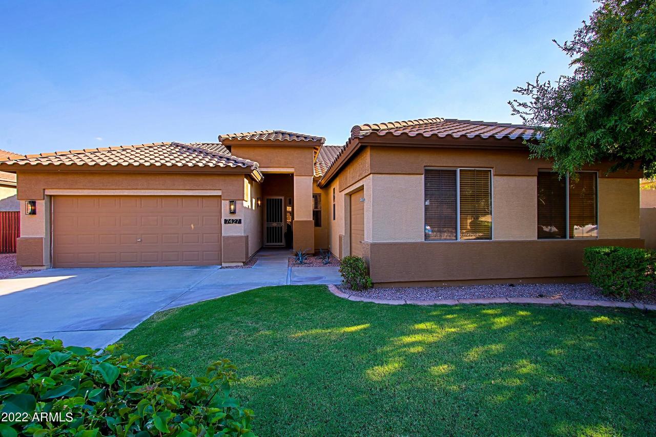 7427 W Tether Tr., Peoria, AZ 85383