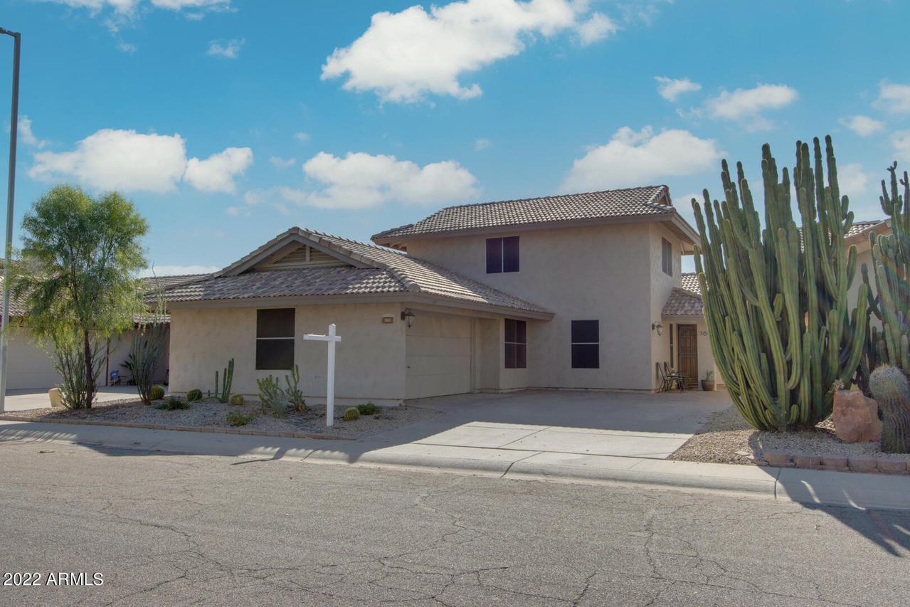 360 S Meadows Dr., Chandler, AZ 85224