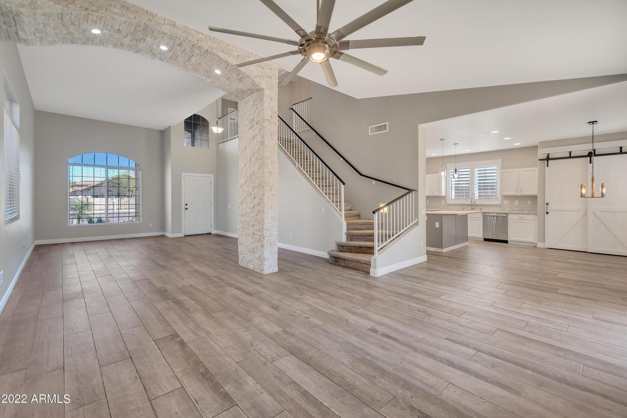 854 S Comanche Ct., Chandler, AZ 85224