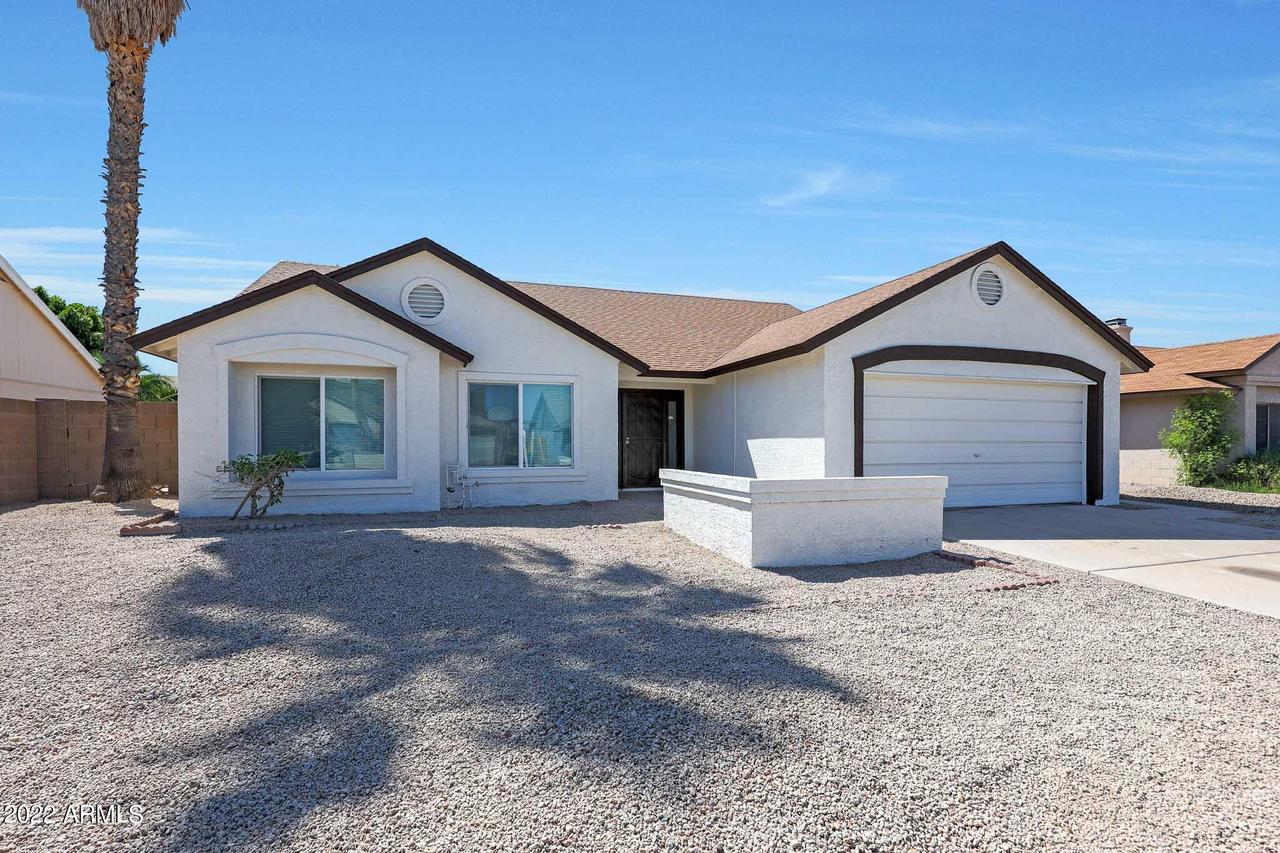 10807 W Morten Ave., Glendale, AZ 85307