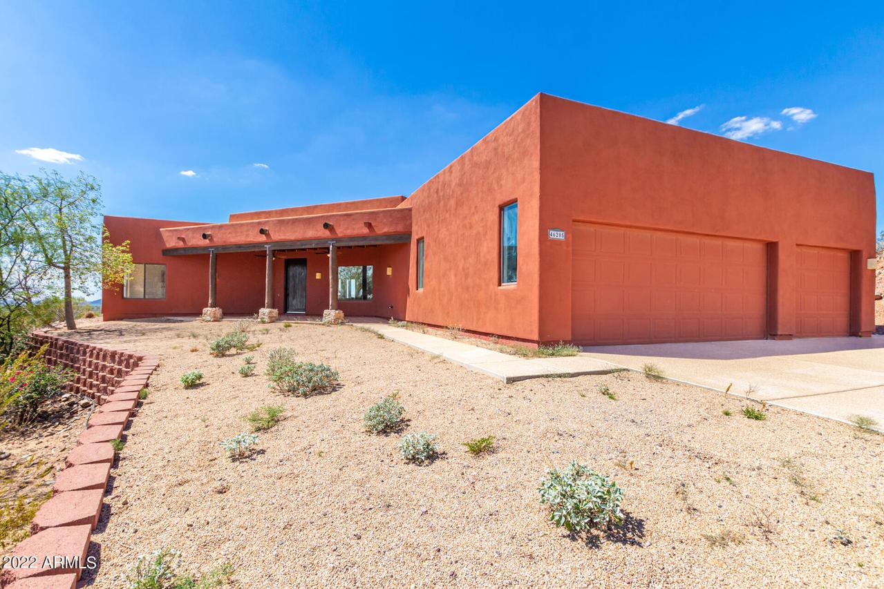 46205 N 38th Ave., New River, AZ 85087