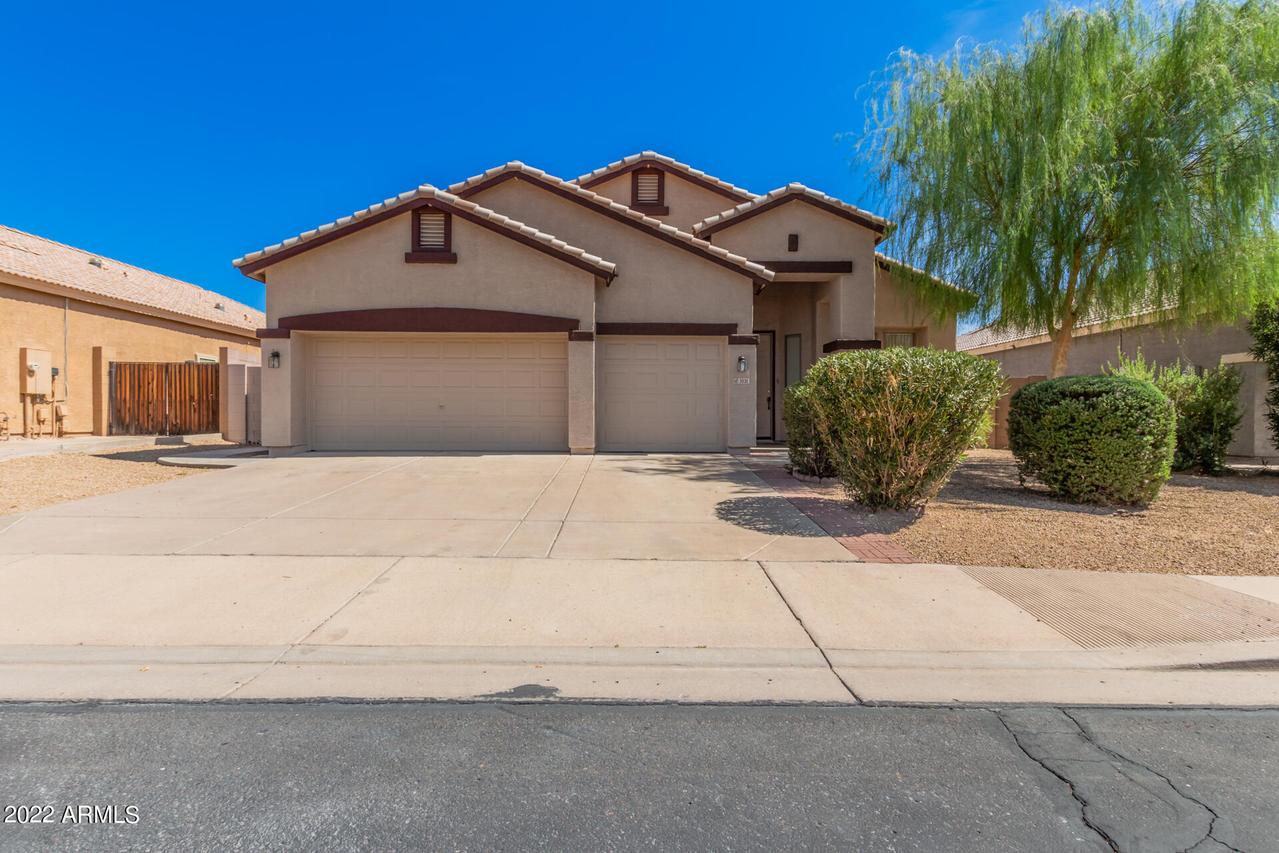 1031 S Canfield, Mesa, AZ 85208