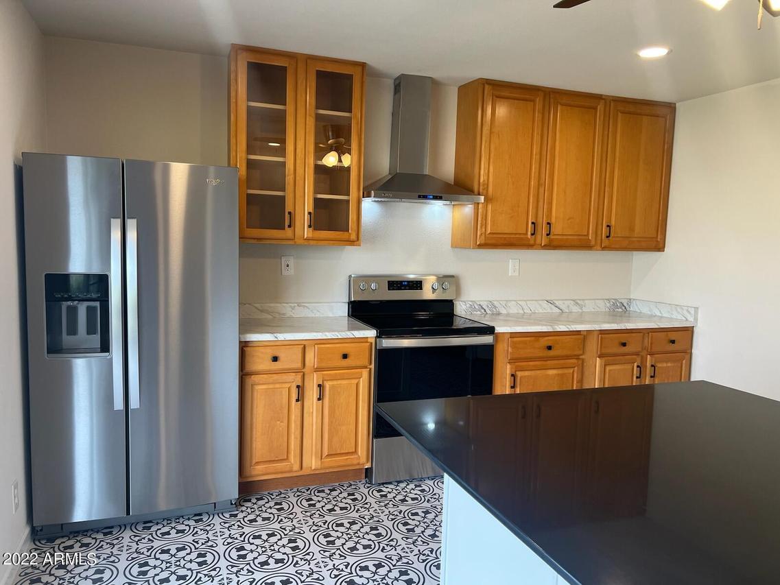 1240 W Hermosa Dr., Tempe, AZ 85282