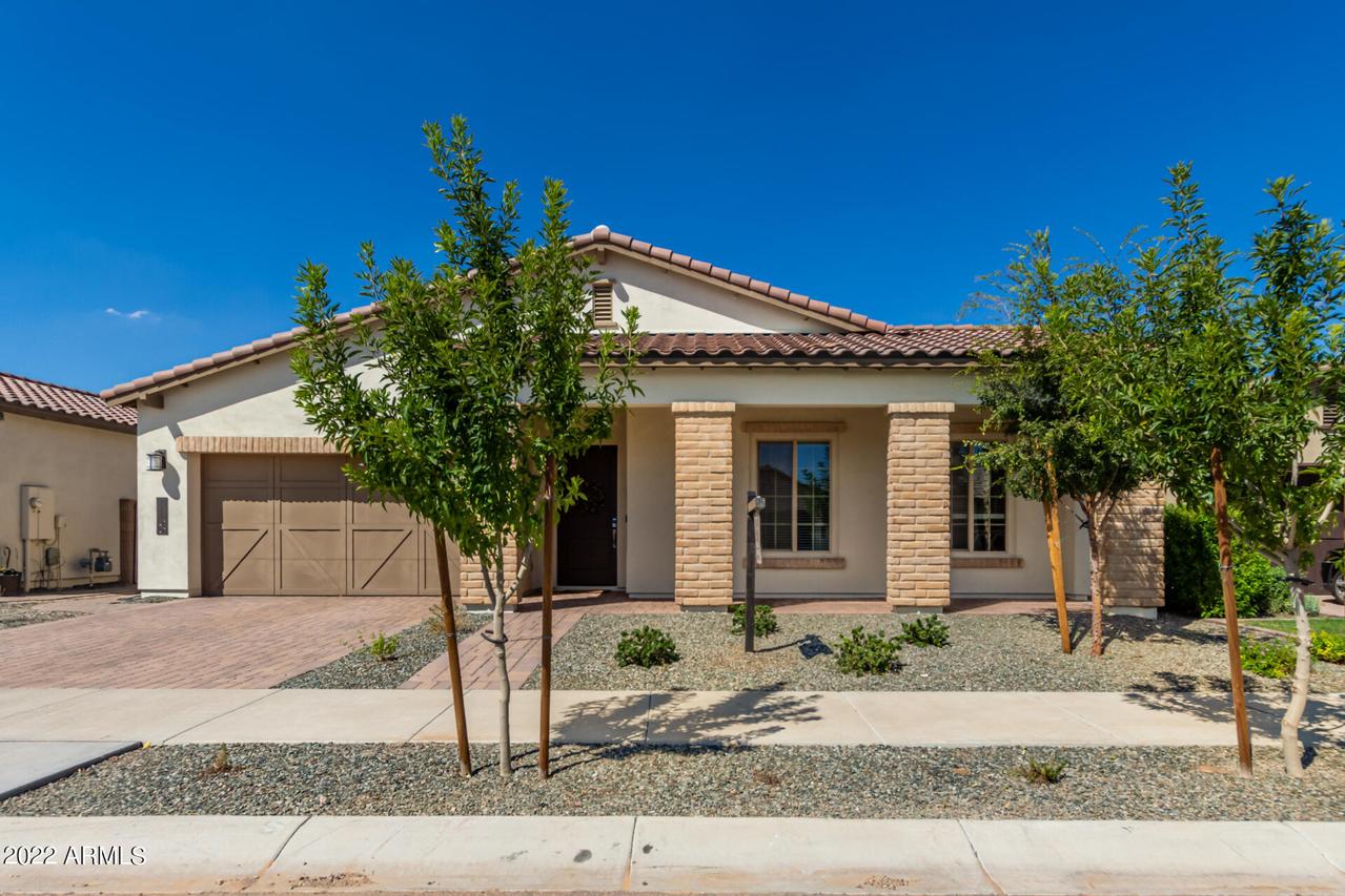 21100 E Swan Dr., Queen Creek, AZ 85142