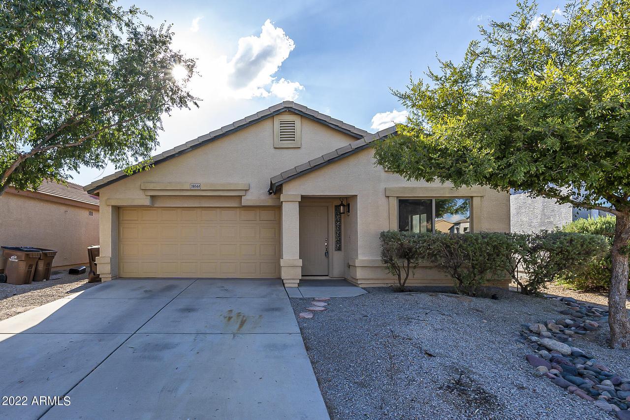 38044 N Kyle St., San Tan Valley, AZ 85140