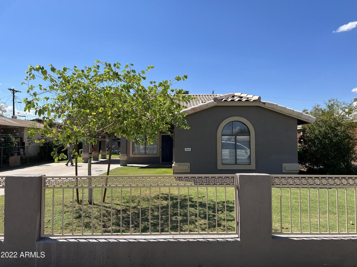 9046 S Calle Azteca, Guadalupe, AZ 85283