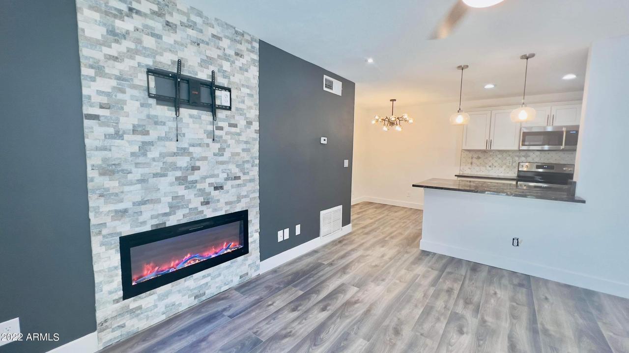 623 W Guadalupe Rd. #151, Mesa, AZ 85210