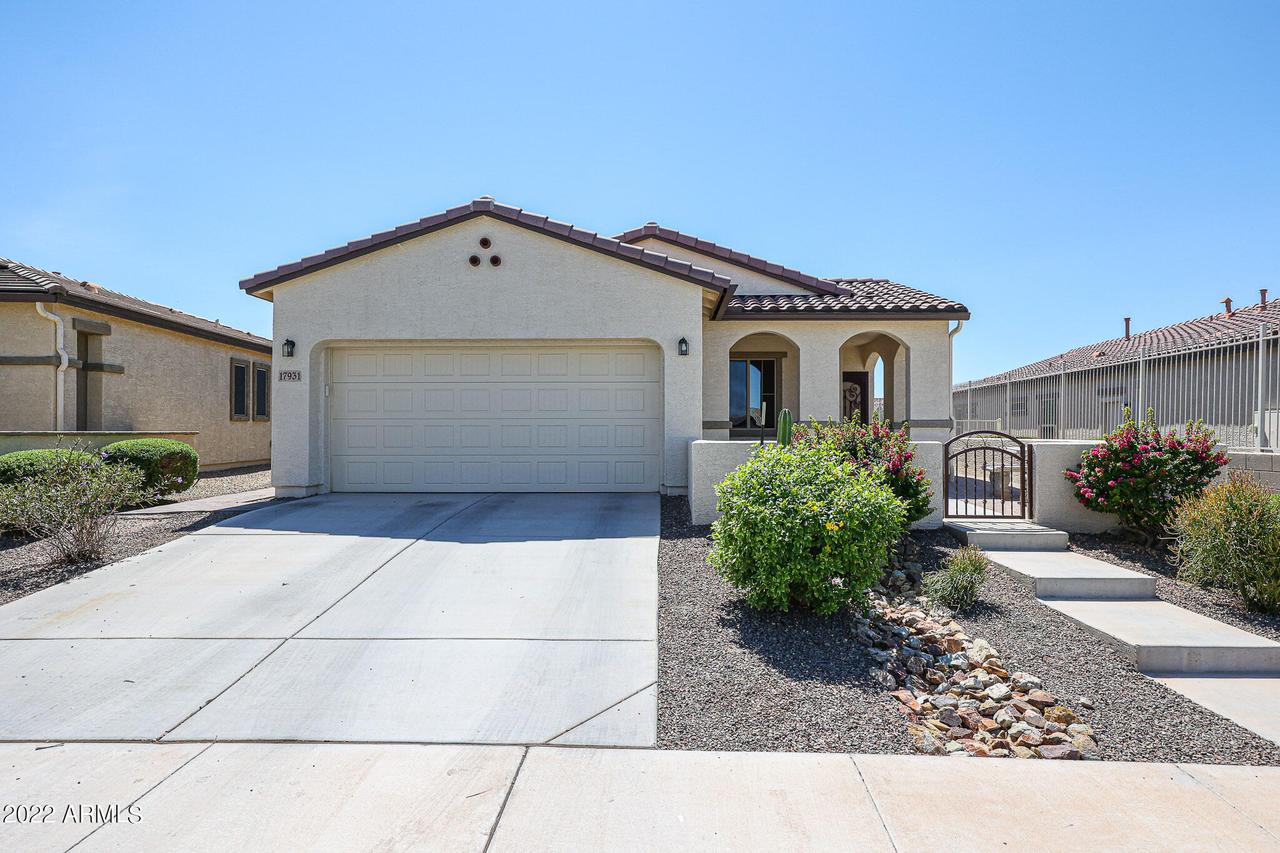 17931 W Silver Fox Way, Goodyear, AZ 85338