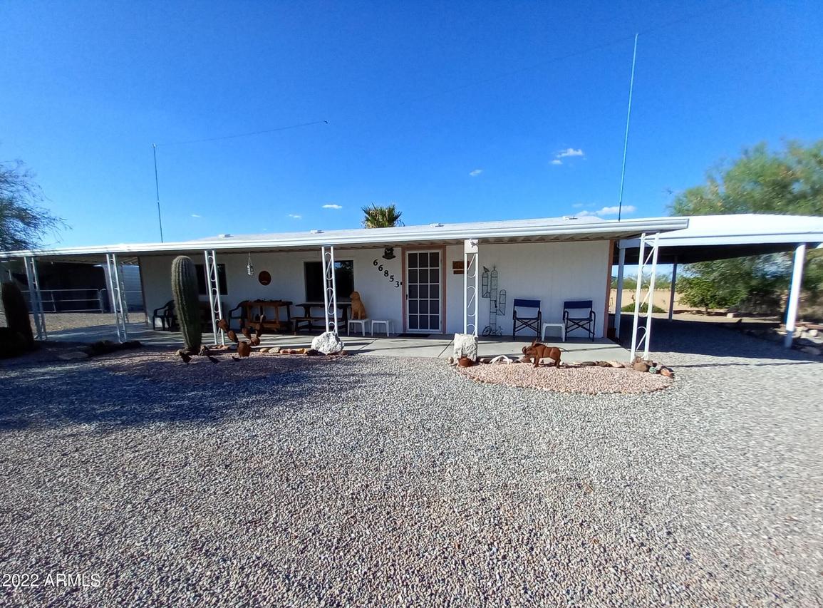 66853 Senora Pl., Salome, AZ 85348