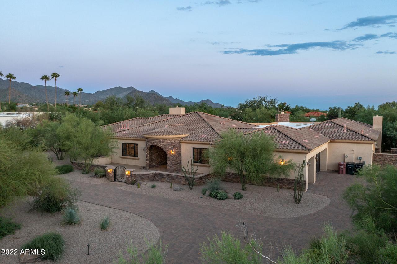 8601 E Santa Catalina Dr., Scottsdale, AZ 85255