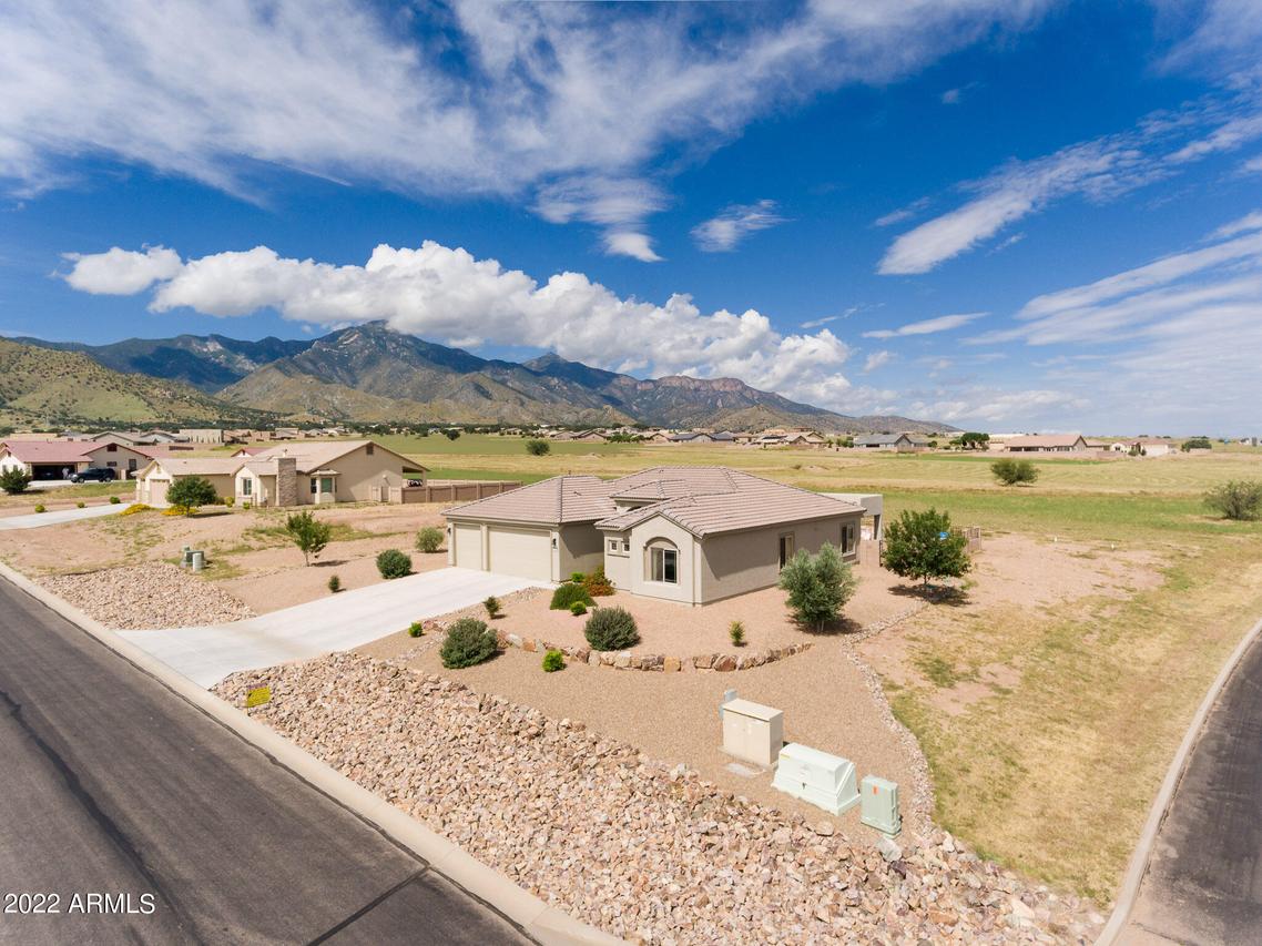 6209 E Saddlehorn Cir., Hereford, AZ 85615