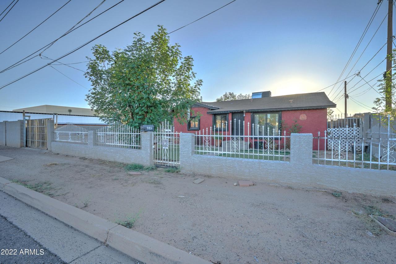 1016 S 18th Ave., Phoenix, AZ 85007