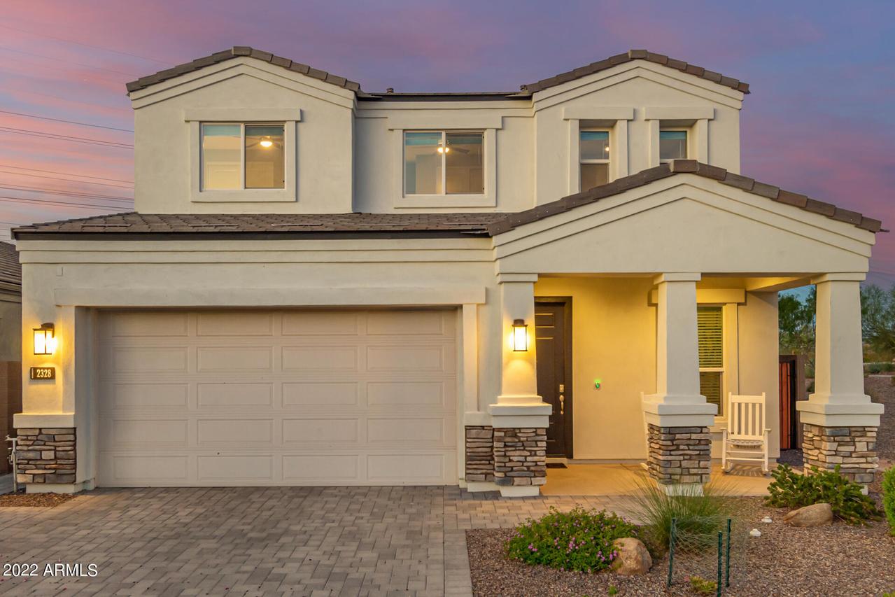 2328 E Saguaro Park Ln., Phoenix, AZ 85024
