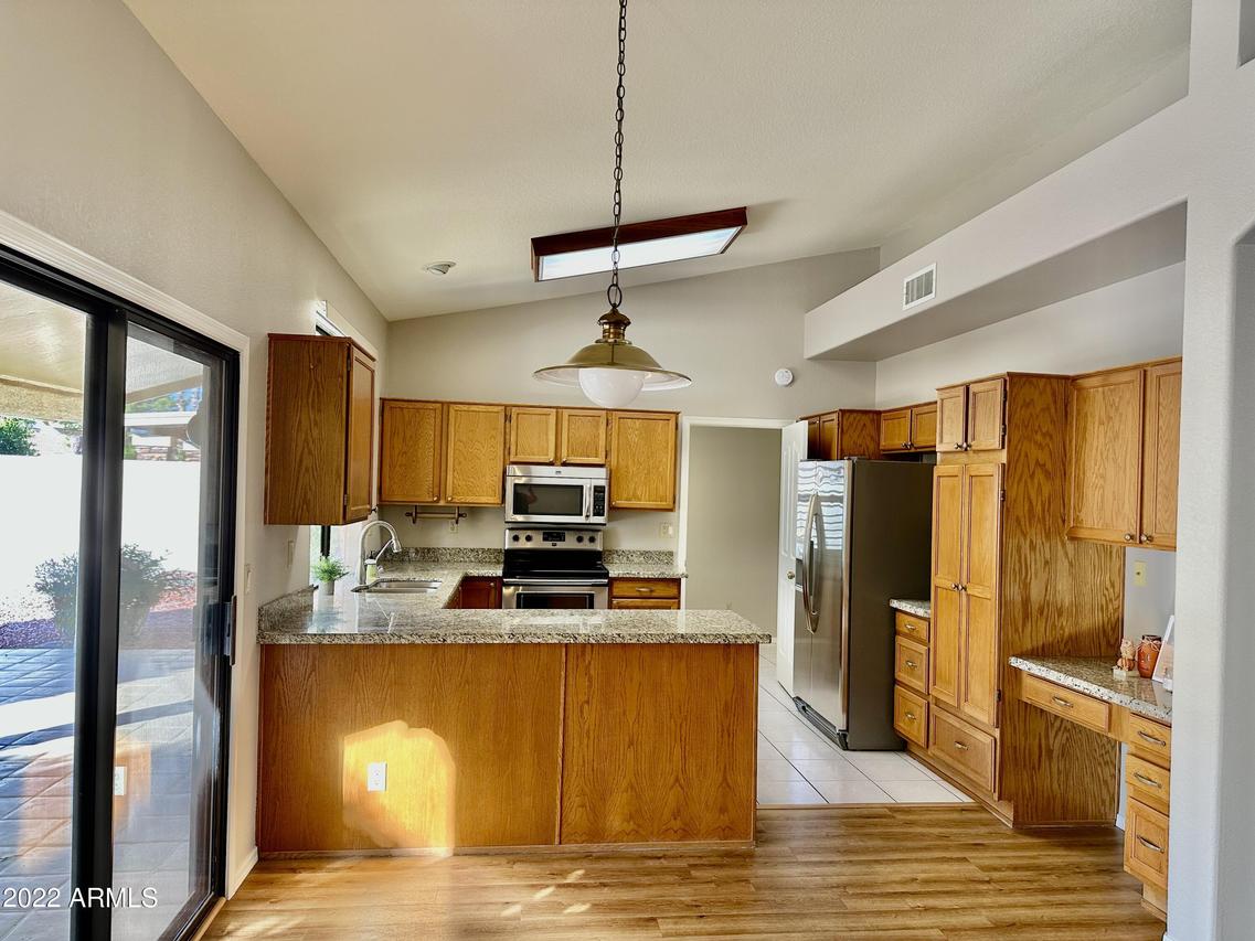 9551 W Menadota Dr., Peoria, AZ 85382