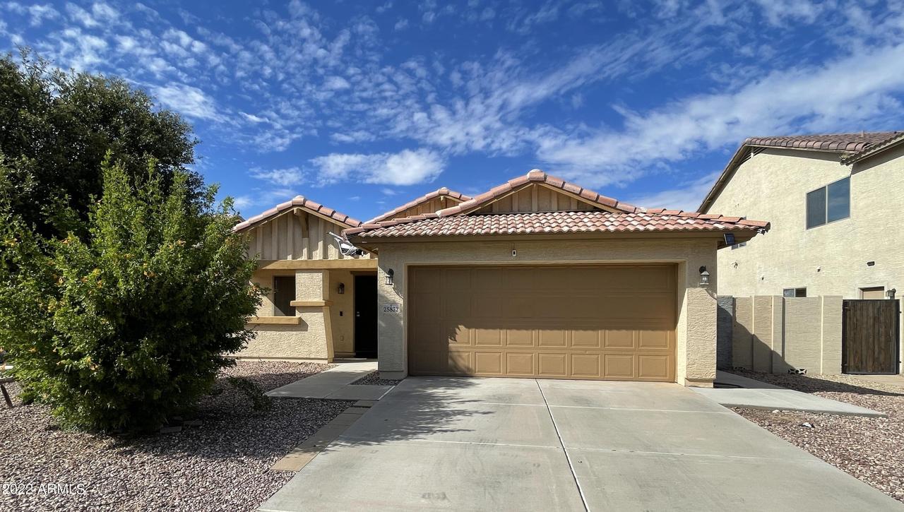 25832 W Siesta Way, Buckeye, AZ 85326